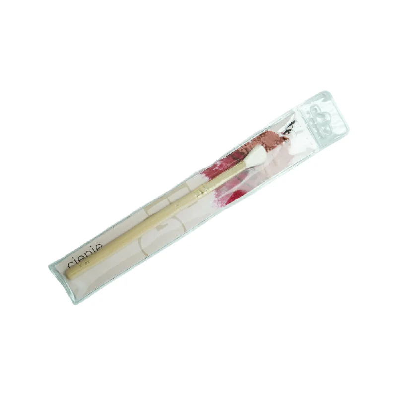- ​​Christmas pet Christmas clothingEVELINE MAKE UP BRUSH EYESHADOW BLENDING # E 03