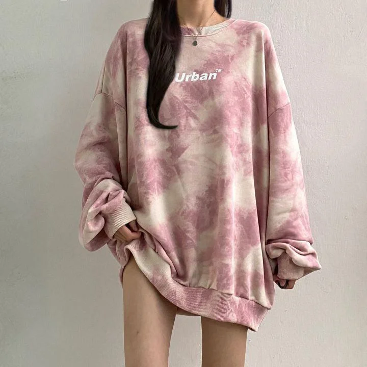 - Postoperative pet anti-licking Elizabethan collarIndie Urban Print Longline Sweatshirt