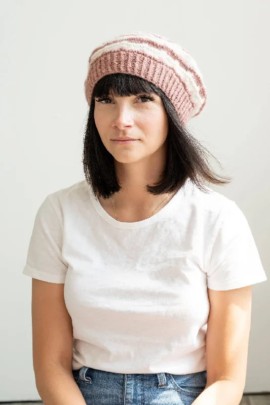 - Pet monitor with cameraBloomfield Beret (Knit)