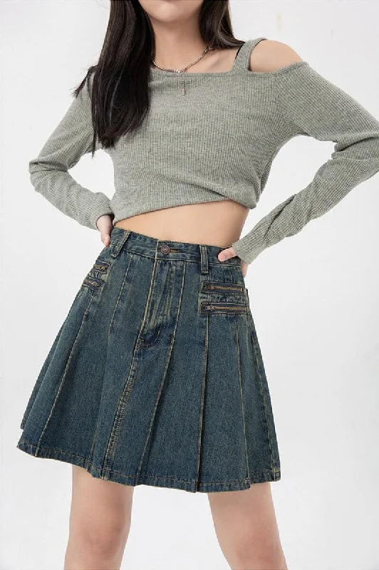 - Parrot climbing and standing wooden framePleated Denim Mini Skirt