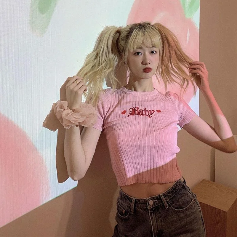 - ​​Pet toys under    yuanBarbie Embroidered Crop Top