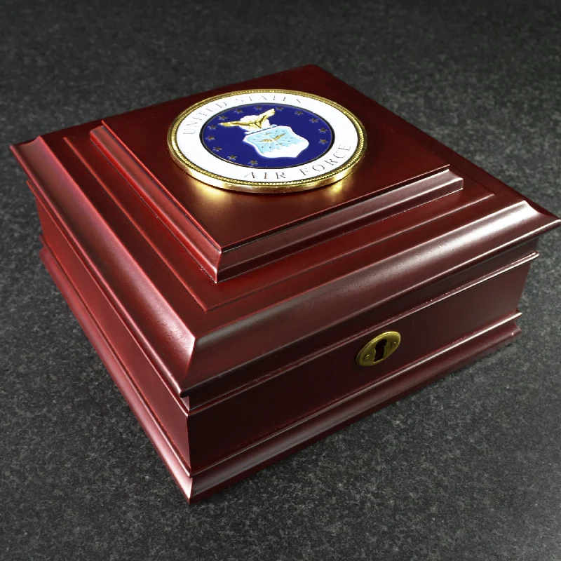 - ​​Christmas pet Christmas clothingU.S. Air Force Medallion Wooden Box
