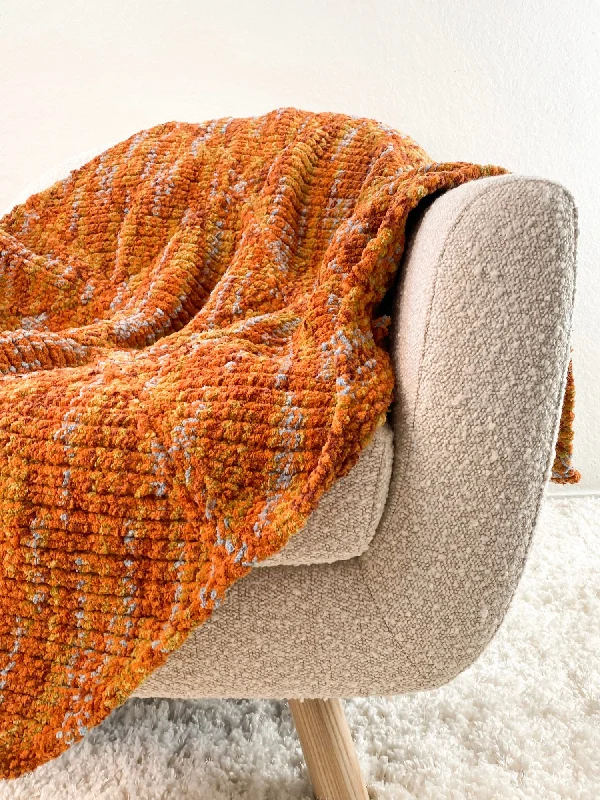 - Organic cotton dog bibsKnit Kit - Spark Throw