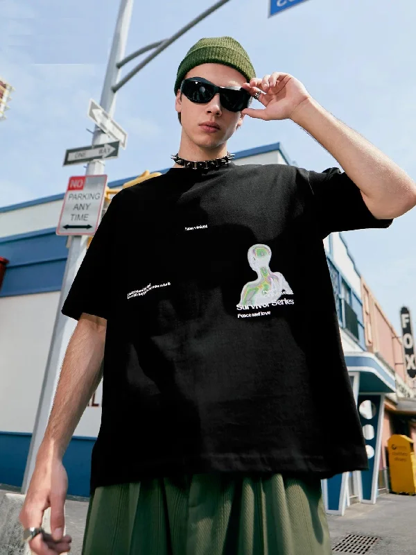 - ​​Pet toys under    yuanPeace and Love Tee