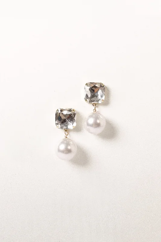 ---Nadia Earrings - Gold