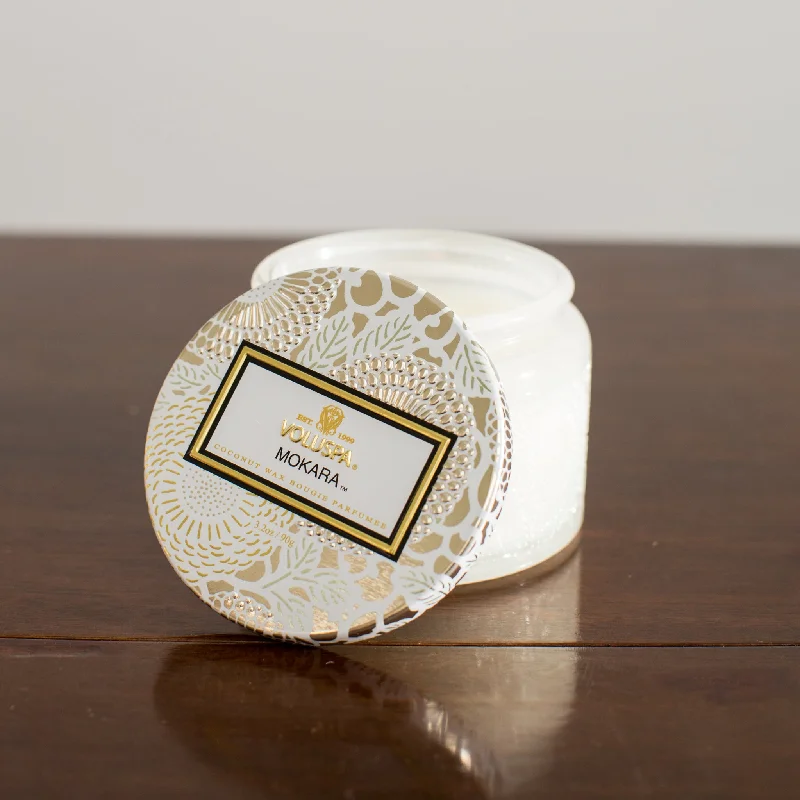 - Air box TSA certified check-inCandle 3.2 Oz. Mokara